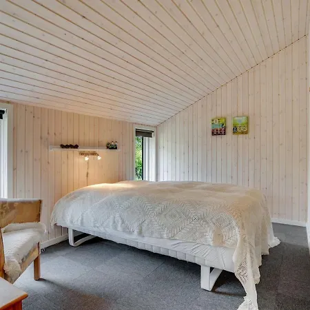 Holiday home Arona - 1-5km From The Sea In Western Jutland By Interhome