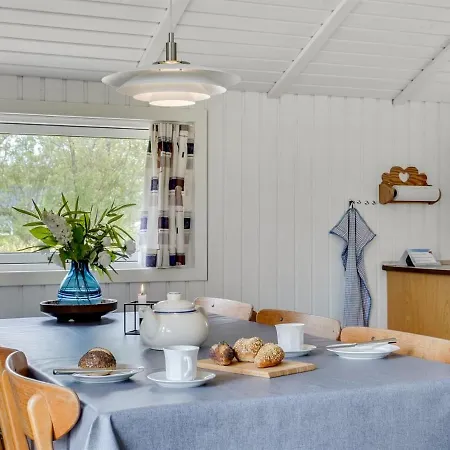 Holiday home Arona - 1-5km From The Sea In Western Jutland By Interhome